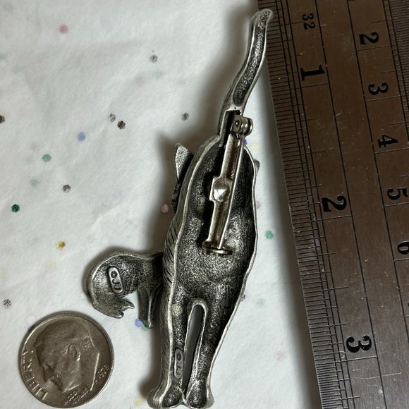 Vintage Signed JJ Silver Pewter Tone Mother Cat With Kitten Brooch Pin Kinetic - Picture 3 of 7
